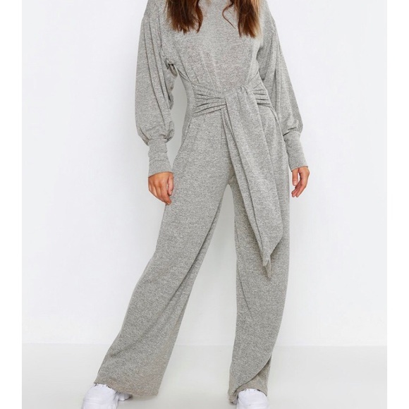 Boohoo batwing roll neck jumpsuit size usa 4 - Picture 2 of 10